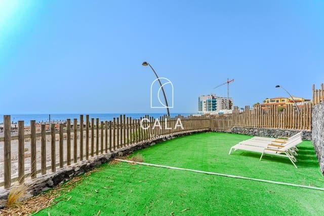 3 slaapkamer Huis te koop in Golf del Sur, San Miguel de Abona met zwembad garage - € 540.000 (Ref: 9242455)