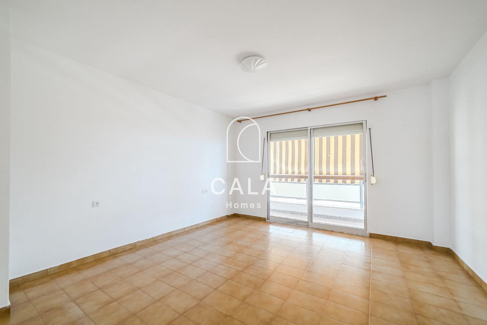 3 chambre Appartement à vendre à Los Cristianos avec piscine garage - 495 000 € (Ref: 9297953)