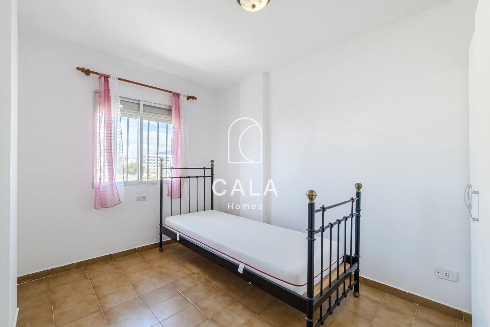 3 chambre Appartement à vendre à Los Cristianos avec piscine garage - 495 000 € (Ref: 9297953)
