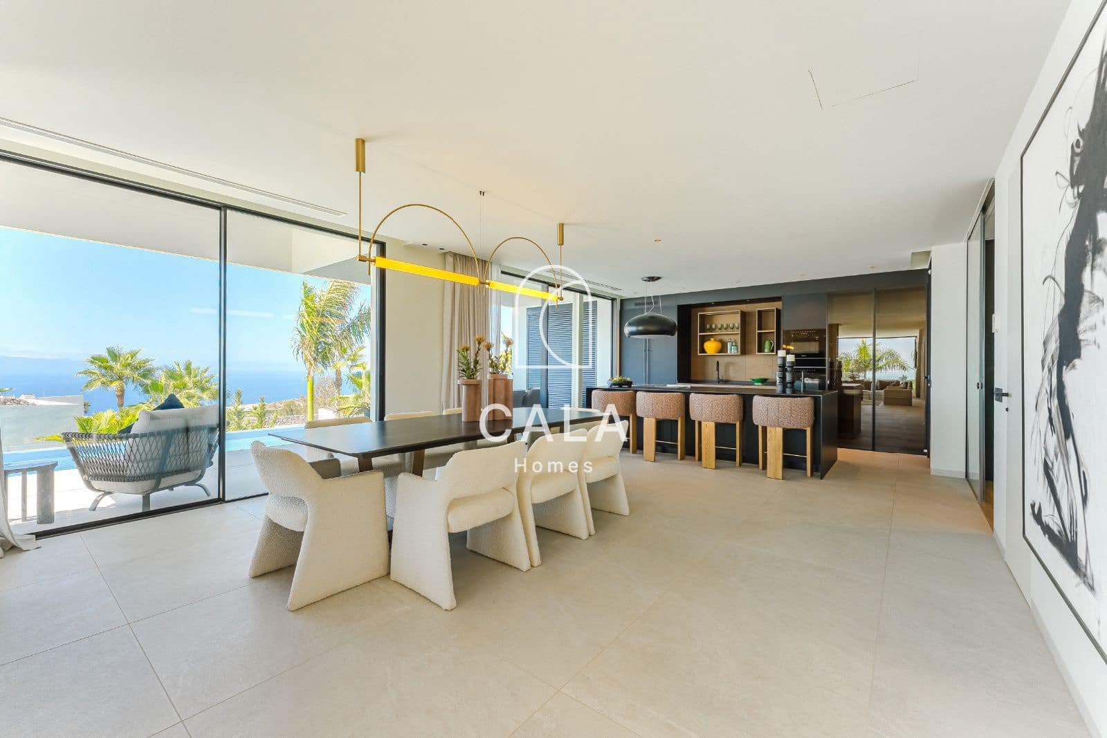 4 bedroom Townhouse for sale in Piedra Hincada with pool garage - € 4,290,000 (Ref: 9298993)