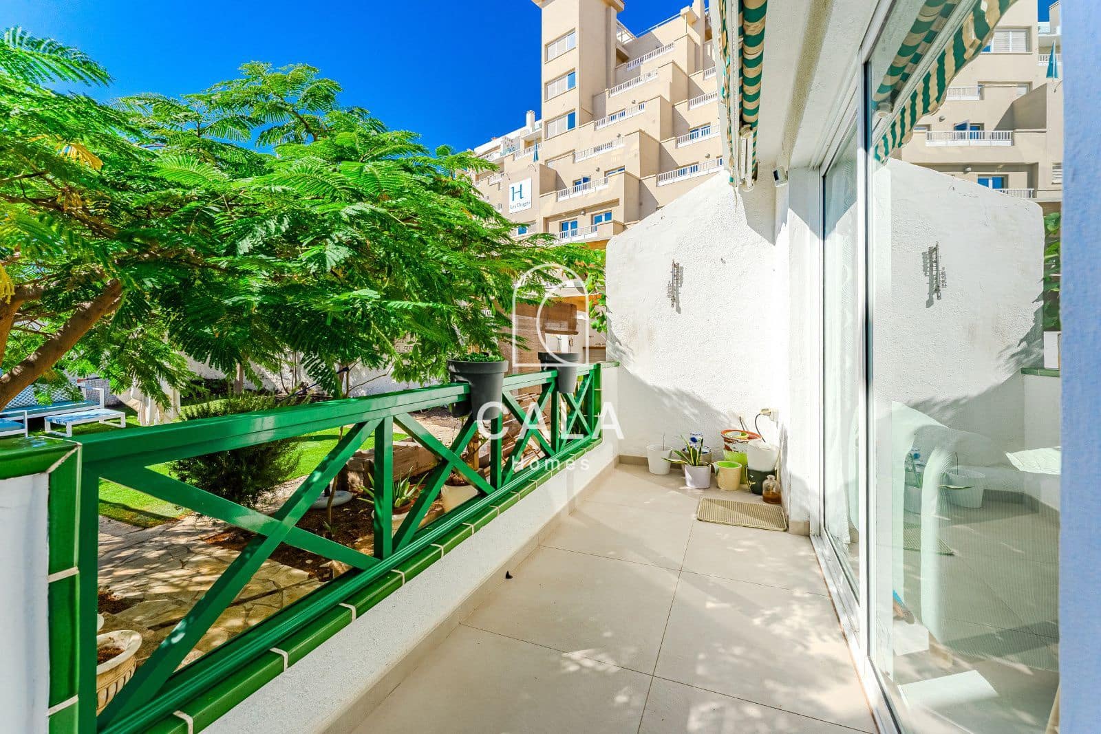 4 Zimmer Haus zu verkaufen in Puerto Santiago mit Pool Garage - 640.000 € (Ref: 9339236)