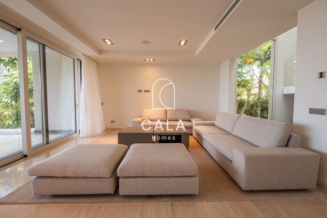 5 makuuhuone Omakotitalo myytävänä paikassa La Caleta Adeje, Adeje mukana uima-altaan 
autotalli - 3 900 000 € (Ref: 9340358)