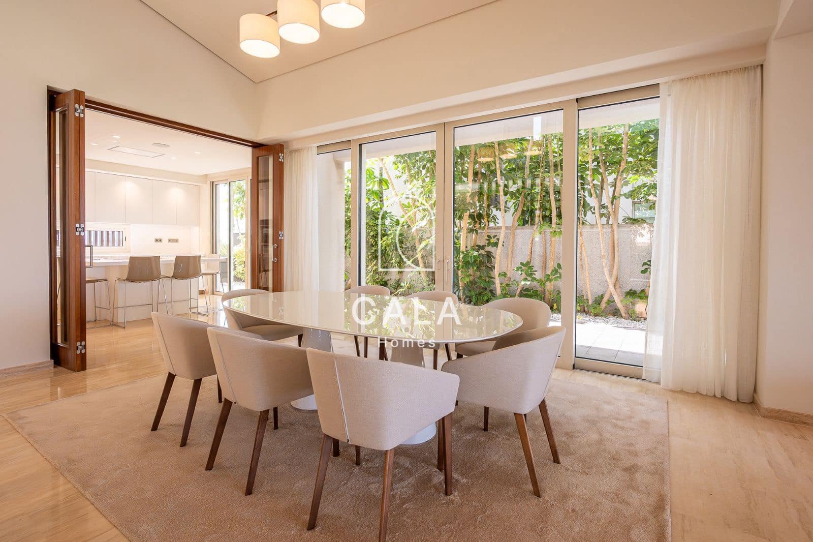 5 makuuhuone Omakotitalo myytävänä paikassa La Caleta Adeje mukana uima-altaan 
autotalli - 3 900 000 € (Ref: 9340358)