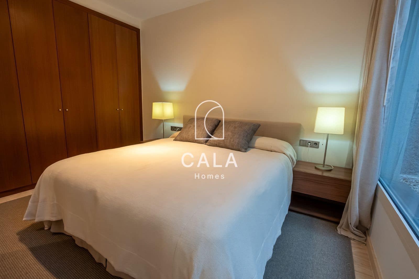 5 makuuhuone Omakotitalo myytävänä paikassa La Caleta Adeje mukana uima-altaan 
autotalli - 3 900 000 € (Ref: 9340358)