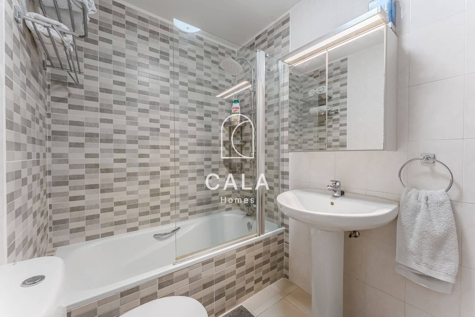 4 sovrum Hus till salu i Playa San Juan med pool garage - 407 000 € (Ref: 9345756)