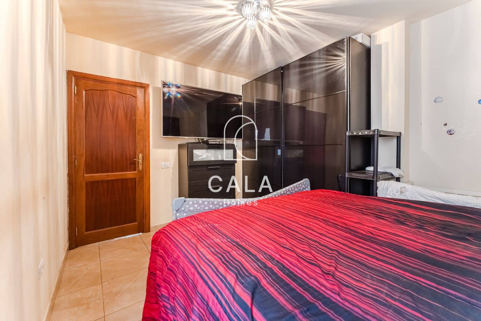 Piso de 3 habitaciones en Adeje en venta - 294.000 € (Ref: 9348037)