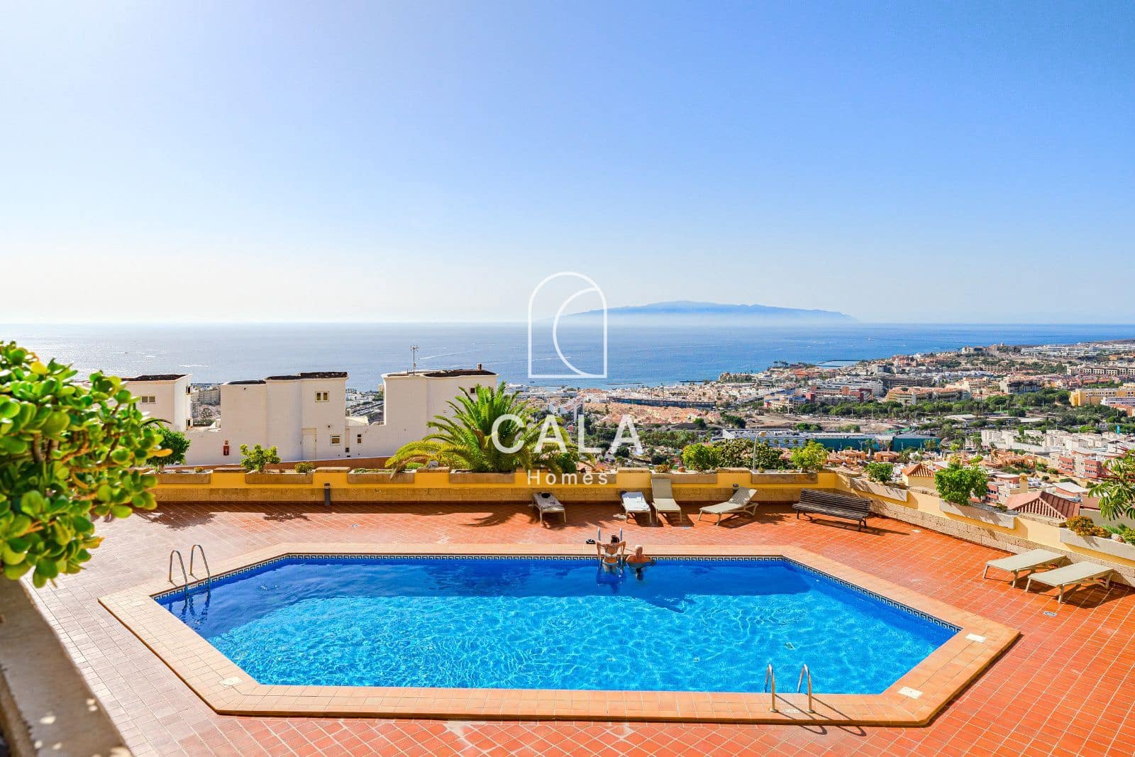 1 soveværelse Lejlighed til salg i Adeje med swimmingpool - € 298.000 (Ref: 9363479)