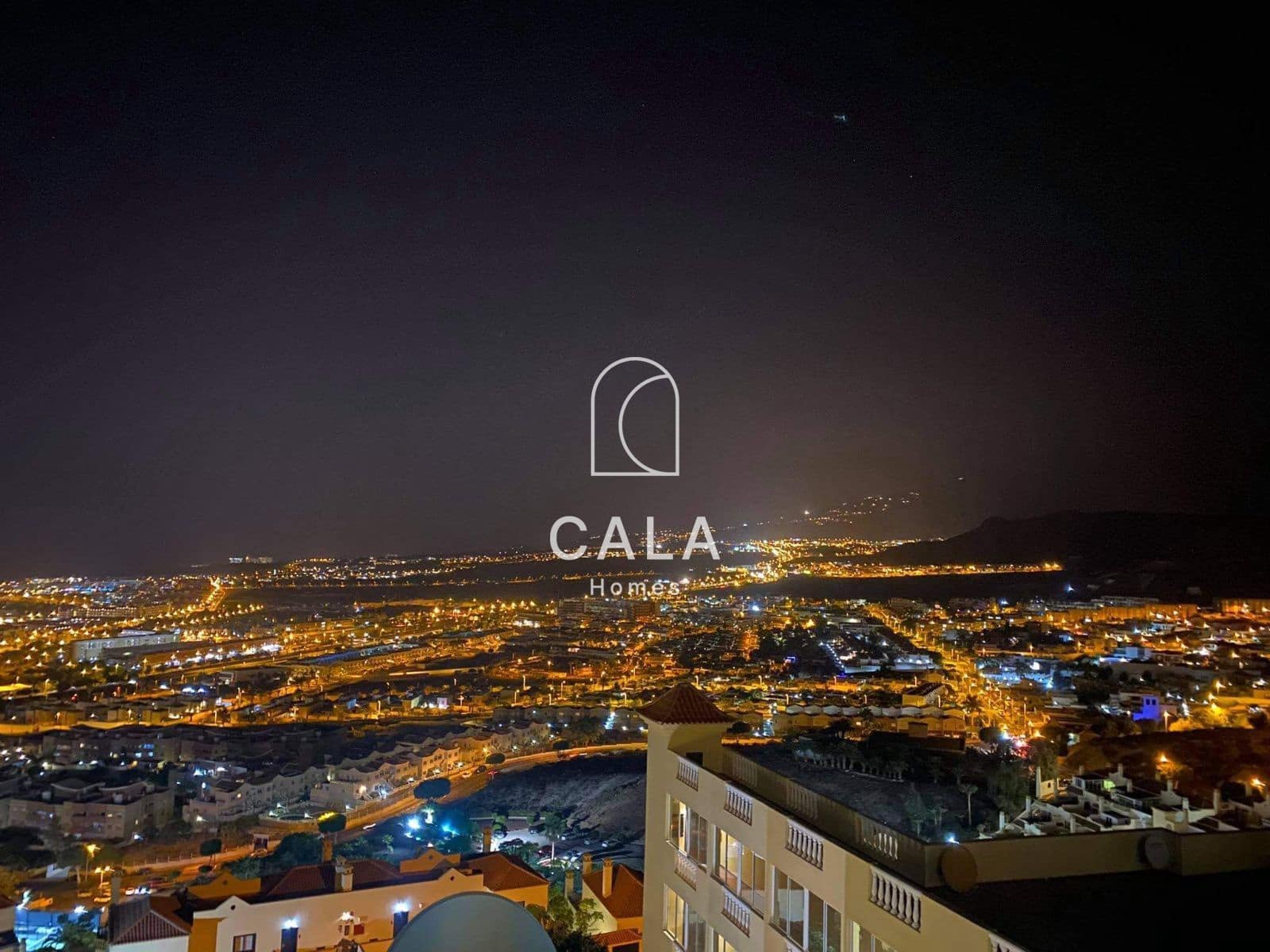 1 soveværelse Lejlighed til salg i Adeje med swimmingpool - € 298.000 (Ref: 9363479)