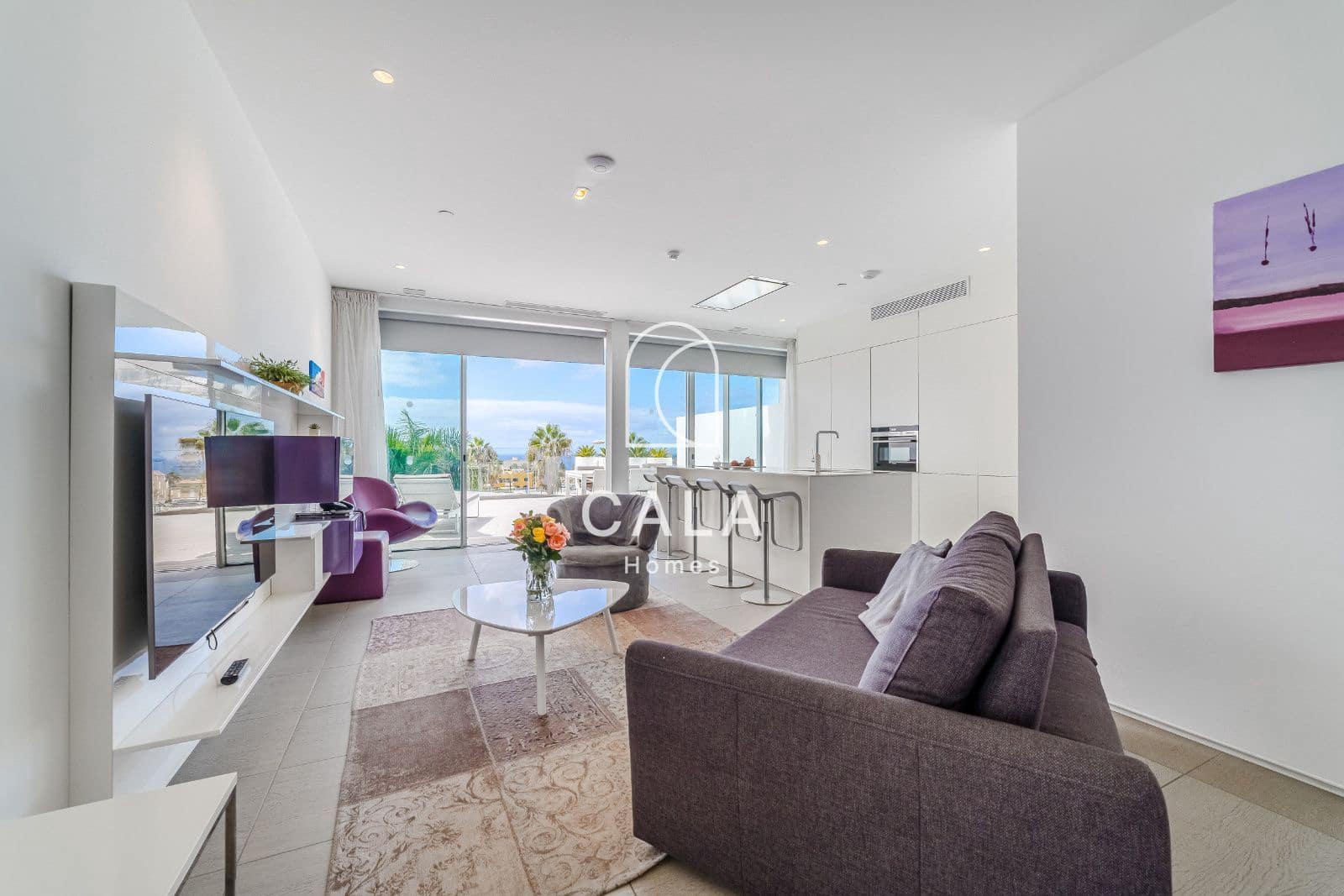 2 makuuhuone Asunto myytävänä paikassa Playa del Duque mukana uima-altaan 
autotalli - 695 000 € (Ref: 9380102)