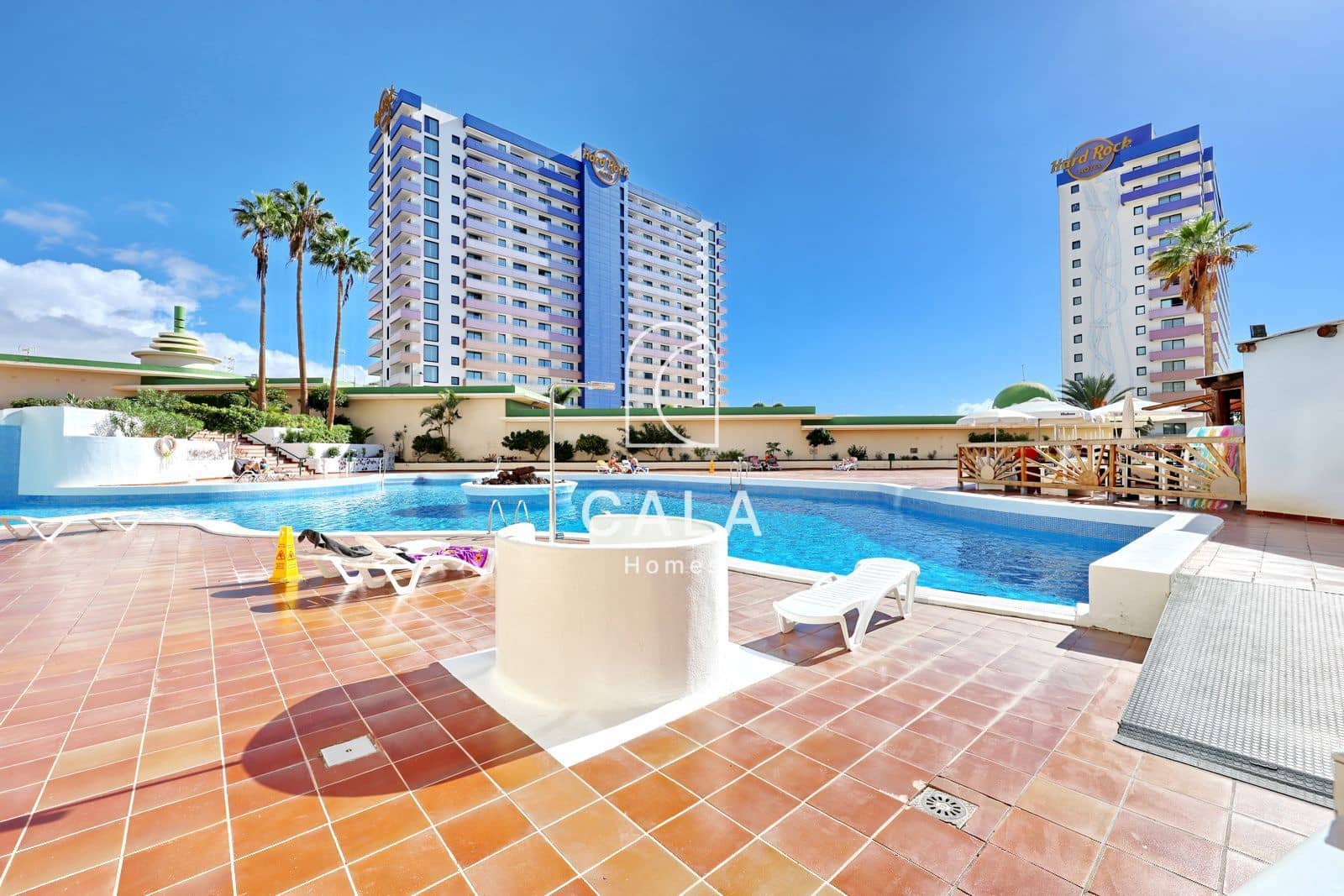 1 bedroom Flat for sale in Playa Paraiso with pool - € 265,000 (Ref: 9394341)