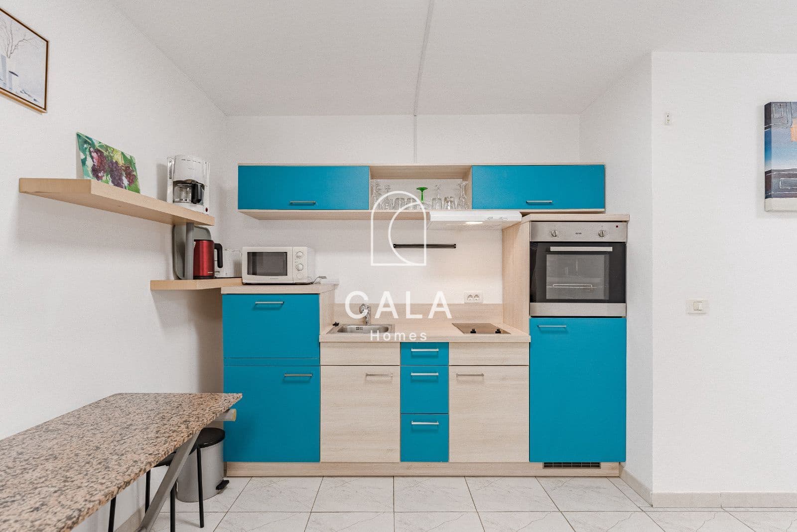 6 soverom Villa til salgs i Los Cristianos med svømmebasseng garasje - € 1 750 000 (Ref: 9402922)