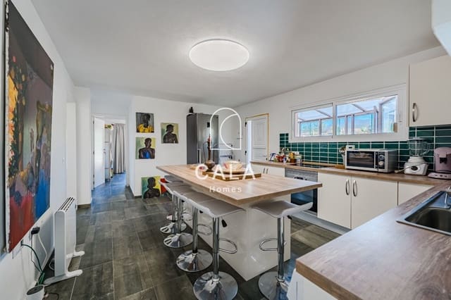 9 slaapkamer Villa te koop in Vilaflor met garage - € 799.000 (Ref: 9402923)