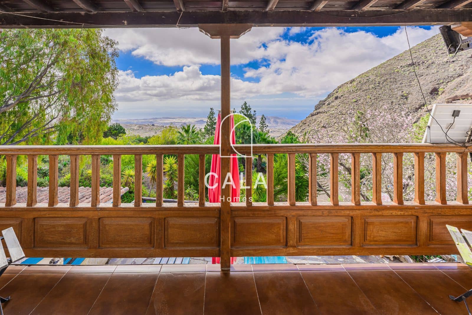 9 slaapkamer Villa te koop in Vilaflor met garage - € 799.000 (Ref: 9402923)