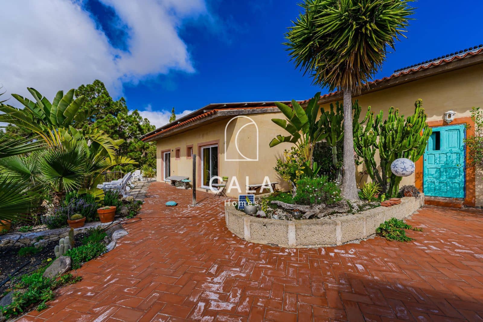 9 slaapkamer Villa te koop in Vilaflor met garage - € 799.000 (Ref: 9402923)