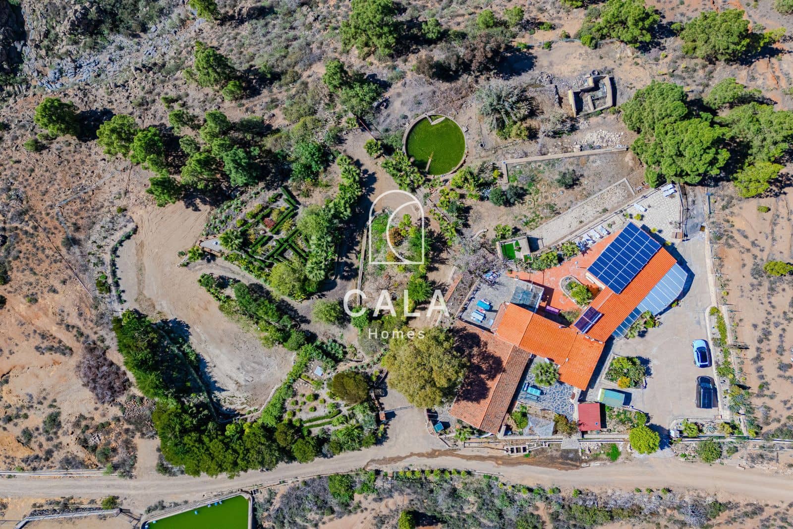 9 slaapkamer Villa te koop in Vilaflor met garage - € 799.000 (Ref: 9402923)