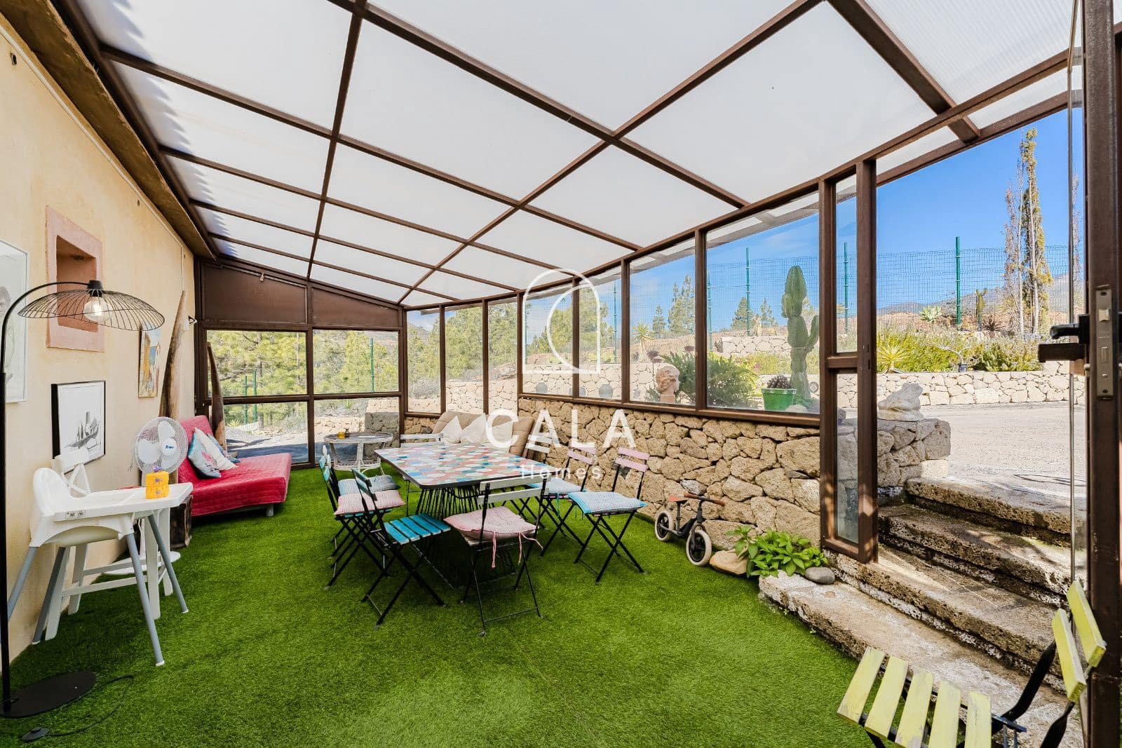 9 slaapkamer Villa te koop in Vilaflor met garage - € 799.000 (Ref: 9402923)