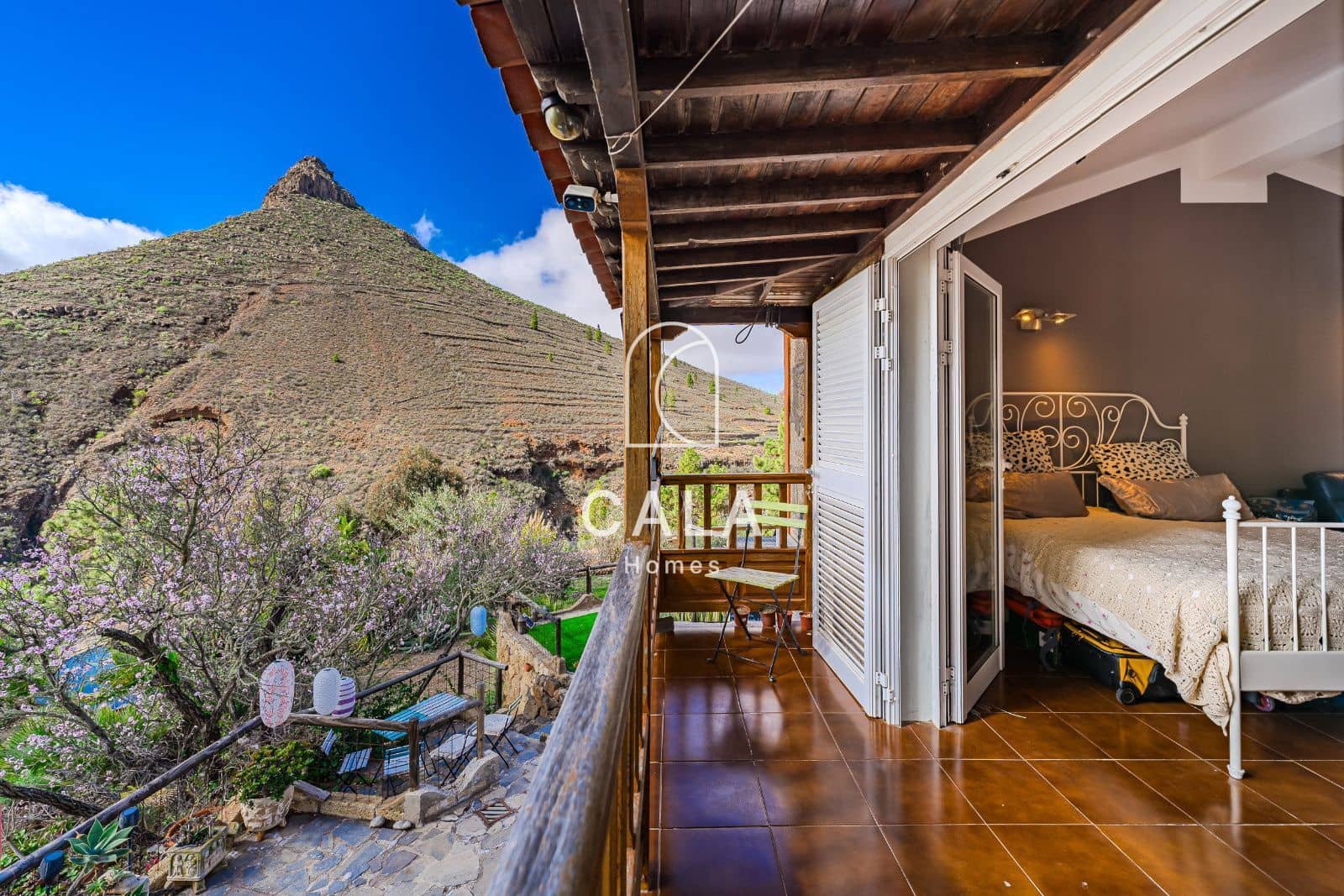 9 slaapkamer Villa te koop in Vilaflor met garage - € 799.000 (Ref: 9402923)