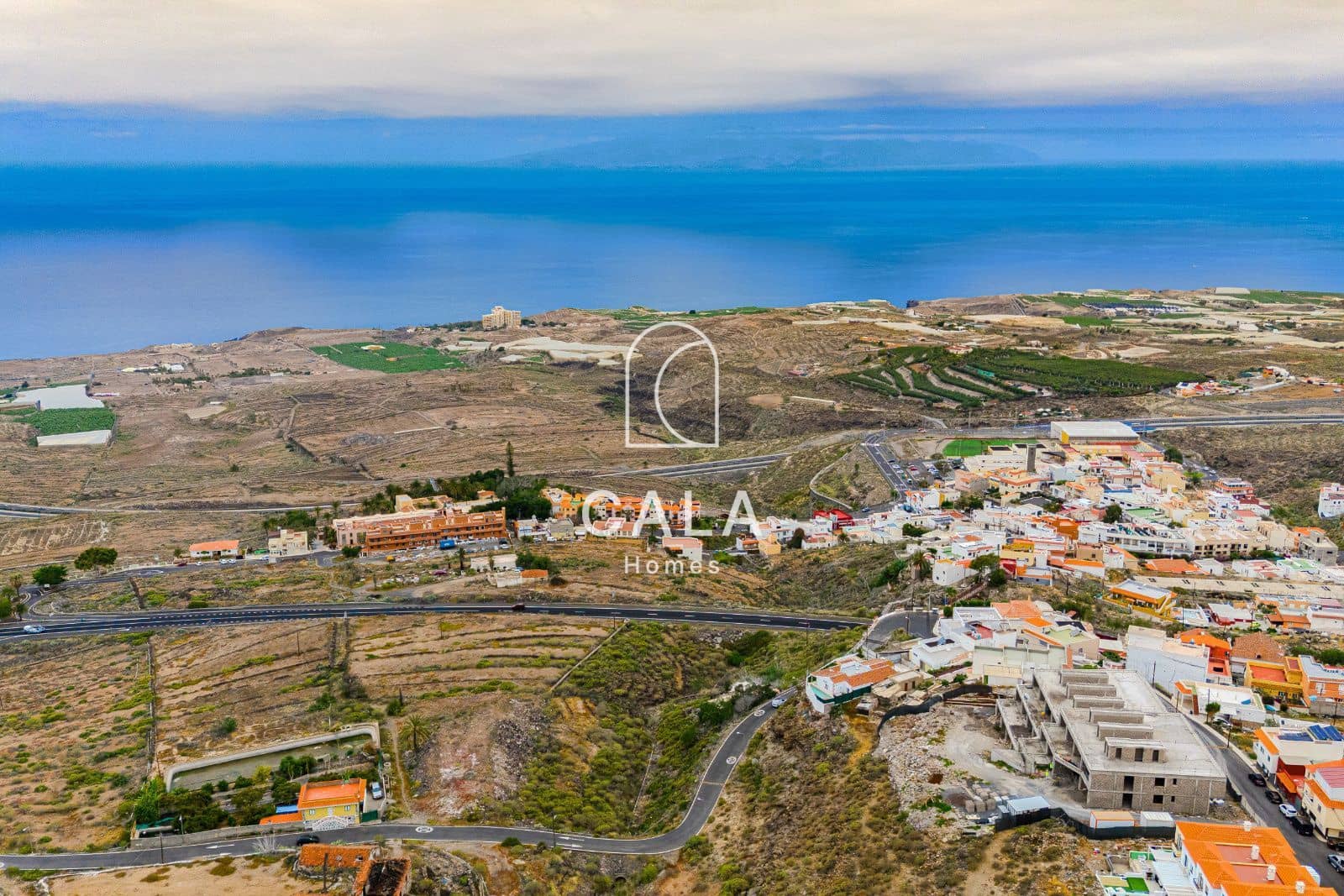 2 soveværelse Lejlighed til salg i Adeje med swimmingpool garage - € 610.000 (Ref: 9405779)