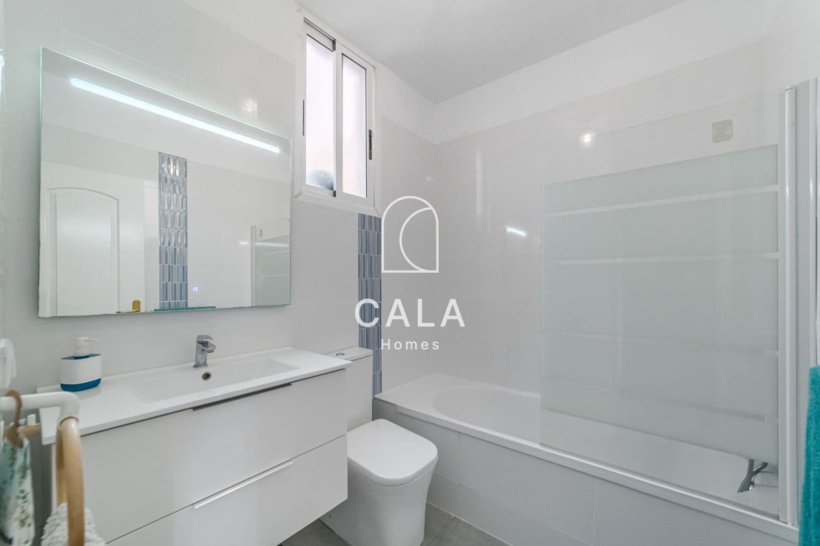 3 soveværelse Villa til salg i Los Menores med garage - € 389.000 (Ref: 9405780)