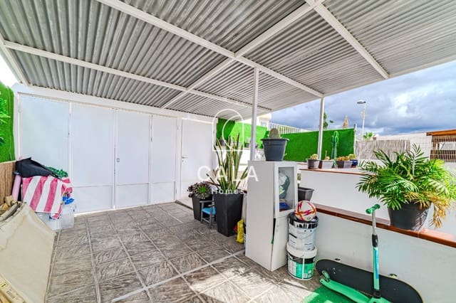 3 soveværelse Villa til salg i Los Menores, Adeje med garage - € 389.000 (Ref: 9405780)