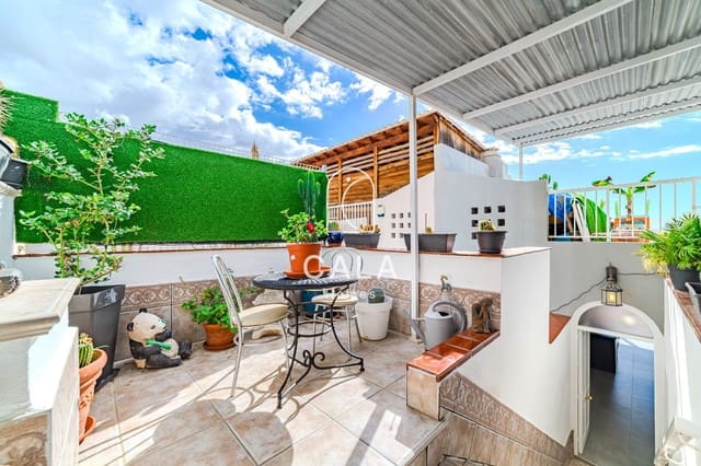 3 soveværelse Villa til salg i Los Menores, Adeje med garage - € 389.000 (Ref: 9405780)