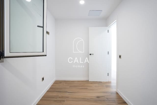 2 slaapkamer Flat te koop in Puerto Santiago, Santiago del Teide met zwembad - € 455.000 (Ref: 9419105)