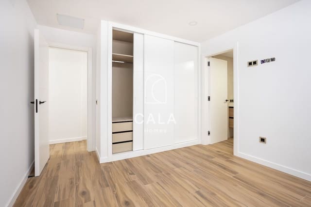 2 slaapkamer Flat te koop in Puerto Santiago, Santiago del Teide met zwembad - € 455.000 (Ref: 9419105)