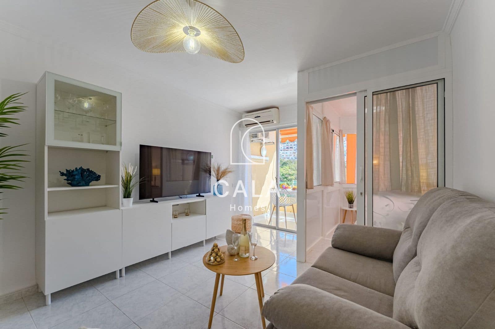 Penthouse til salg i Los Cristianos med swimmingpool - € 270.000 (Ref: 9426713)