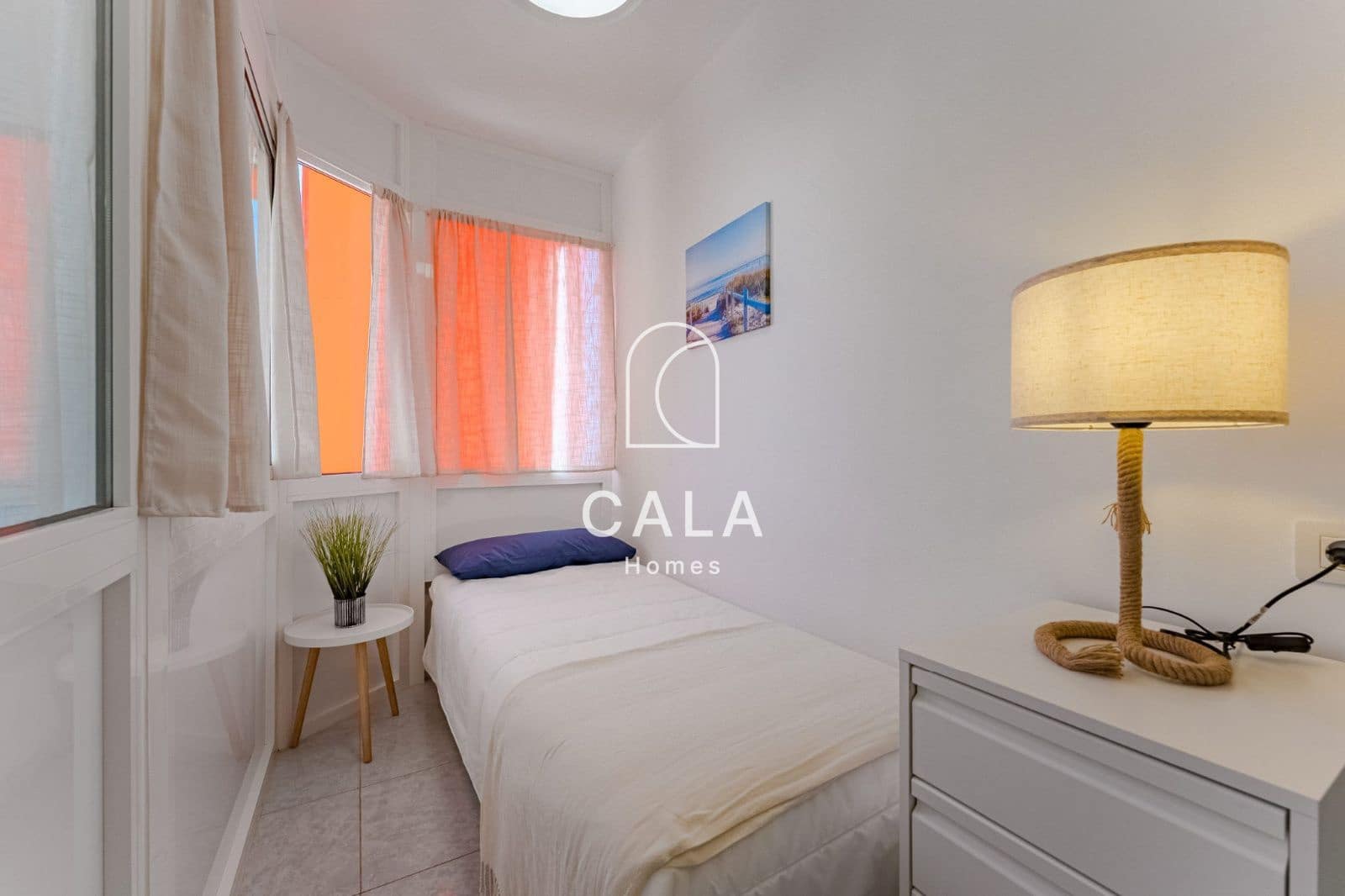 Penthouse til salg i Los Cristianos med swimmingpool - € 270.000 (Ref: 9426713)