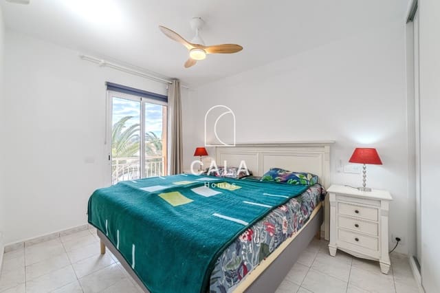 2 chambre Appartement à vendre à Callao Salvaje, Adeje avec piscine - 295 000 € (Ref: 9432300)