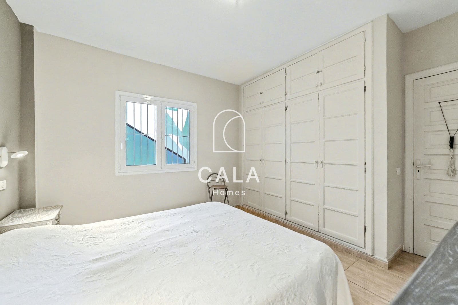 1 soverom Leilighet til salgs i Los Cristianos med svømmebasseng garasje - € 235 000 (Ref: 9438328)