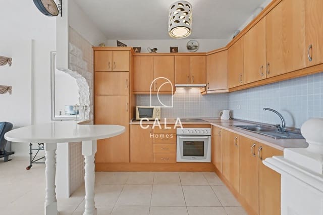 1 slaapkamer Flat te koop in Chayofa, Arona met zwembad garage - € 299.000 (Ref: 9449998)