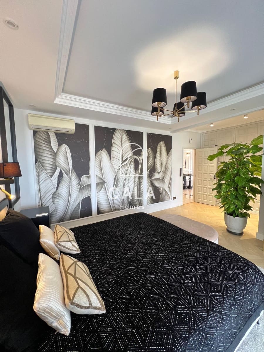 4 slaapkamer Huis te koop in Costa Adeje met zwembad garage - € 2.600.000 (Ref: 9471915)