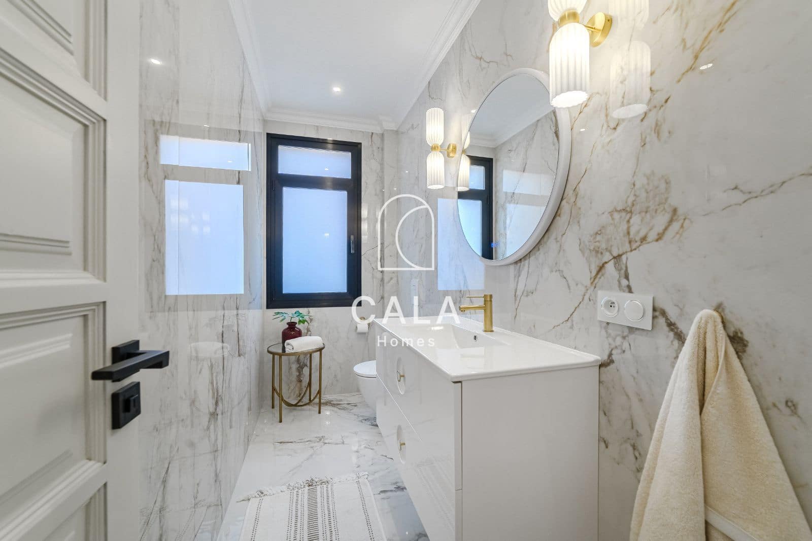 4 bedroom Townhouse for sale in Costa Adeje with pool garage - € 2,600,000 (Ref: 9471915)