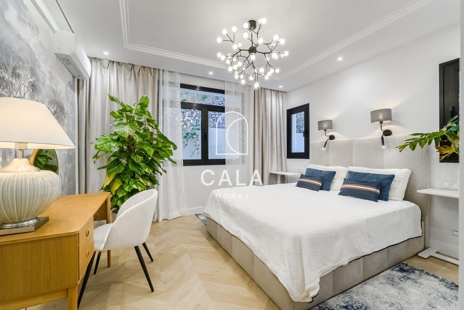 4 bedroom Townhouse for sale in Costa Adeje with pool garage - € 2,600,000 (Ref: 9471915)