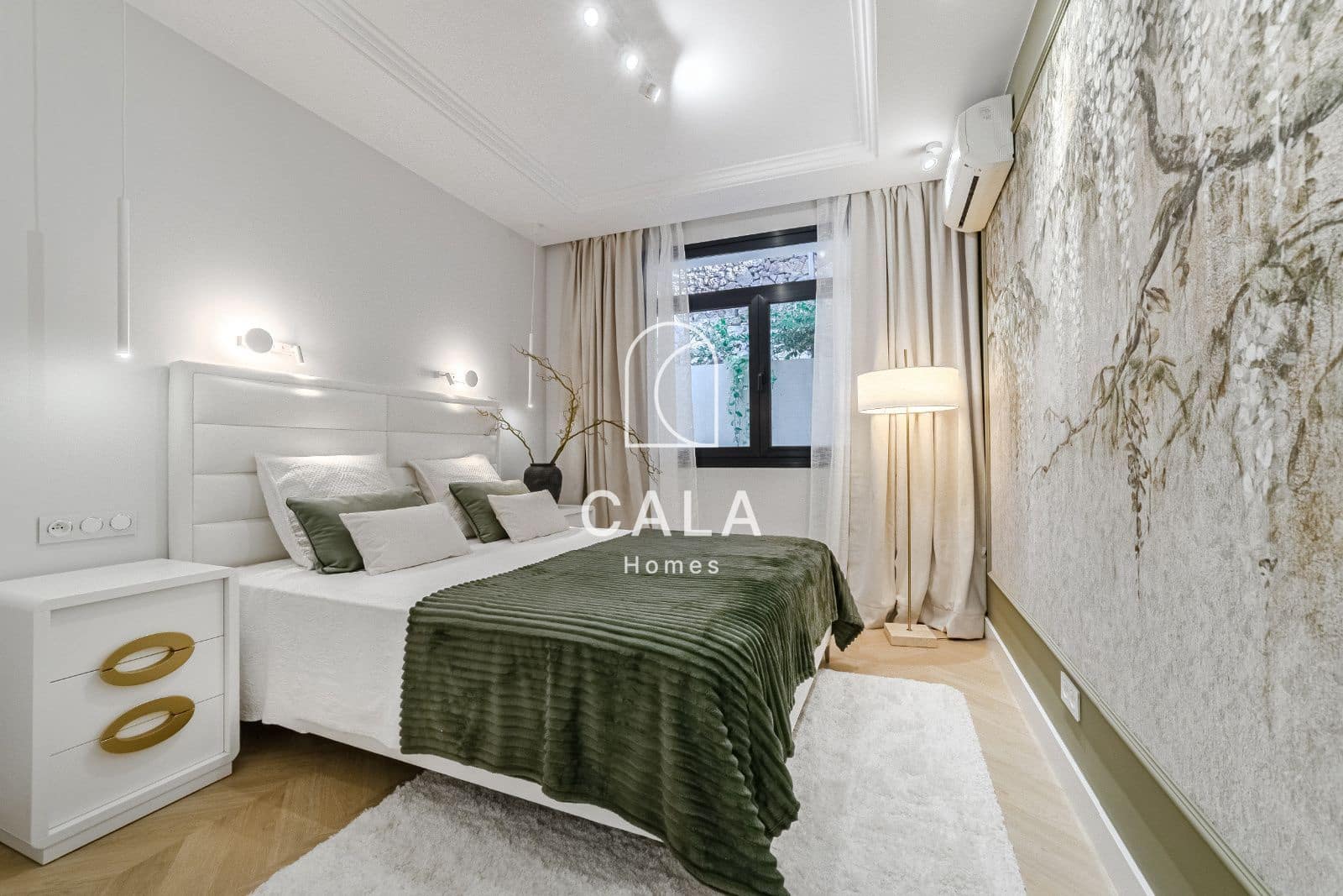 4 bedroom Townhouse for sale in Costa Adeje with pool garage - € 2,600,000 (Ref: 9471915)