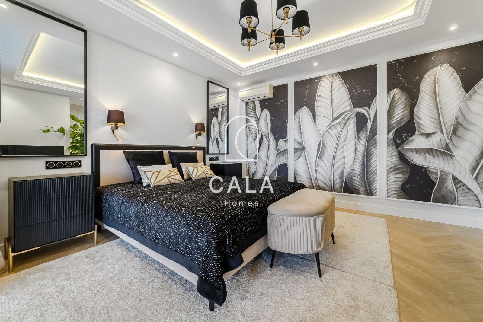 4 bedroom Townhouse for sale in Costa Adeje with pool garage - € 2,600,000 (Ref: 9471915)