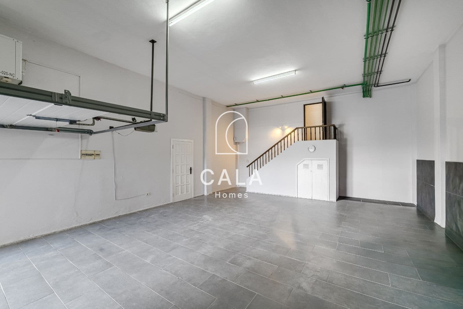 4 bedroom Townhouse for sale in Costa Adeje with pool garage - € 2,600,000 (Ref: 9471915)