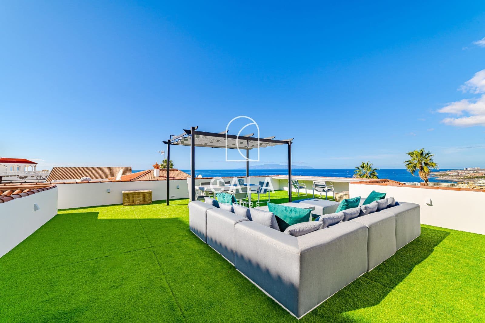 4 bedroom Townhouse for sale in Costa Adeje with pool garage - € 2,600,000 (Ref: 9471915)