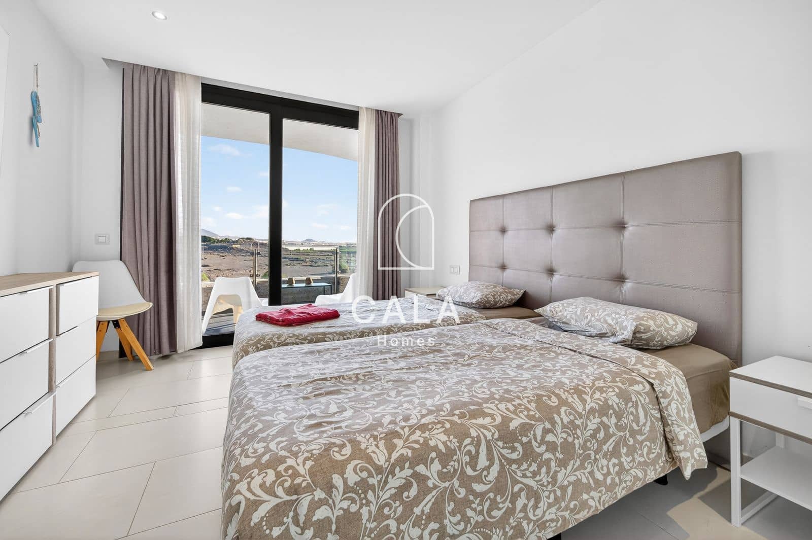 Ático de 2 habitaciones en Palm-Mar en venta con piscina - 650.000 € (Ref: 9495356)