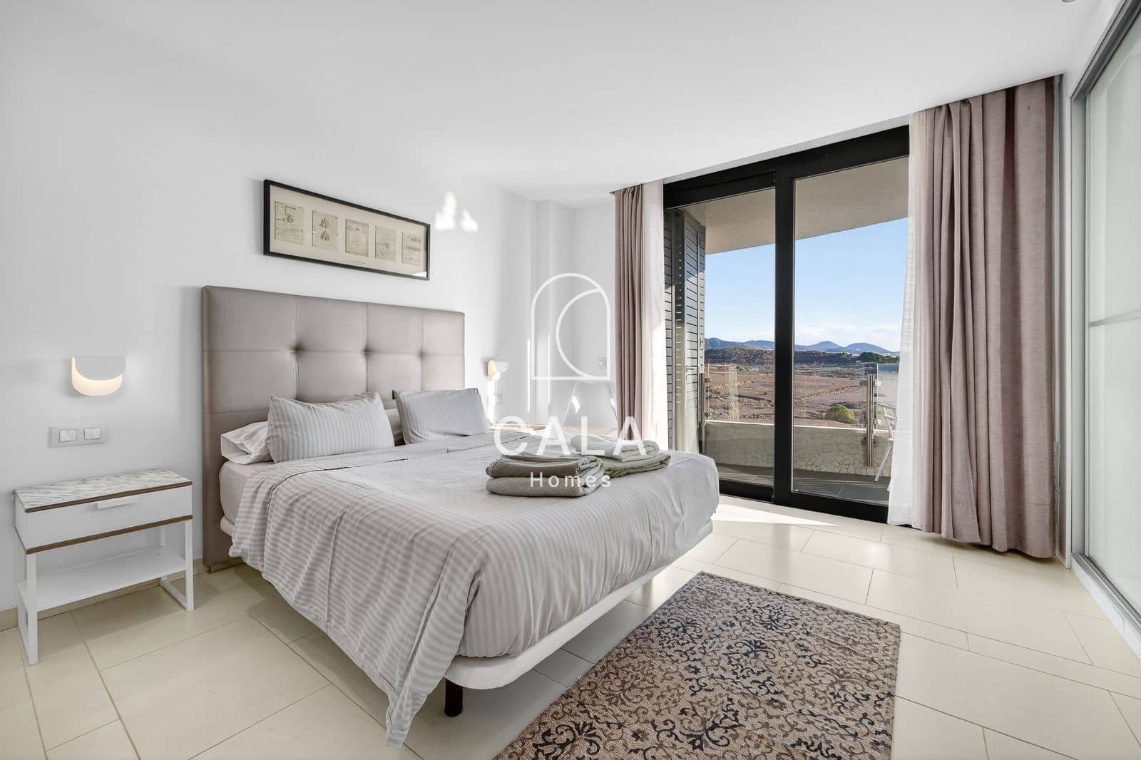 Ático de 2 habitaciones en Palm-Mar en venta con piscina - 650.000 € (Ref: 9495356)