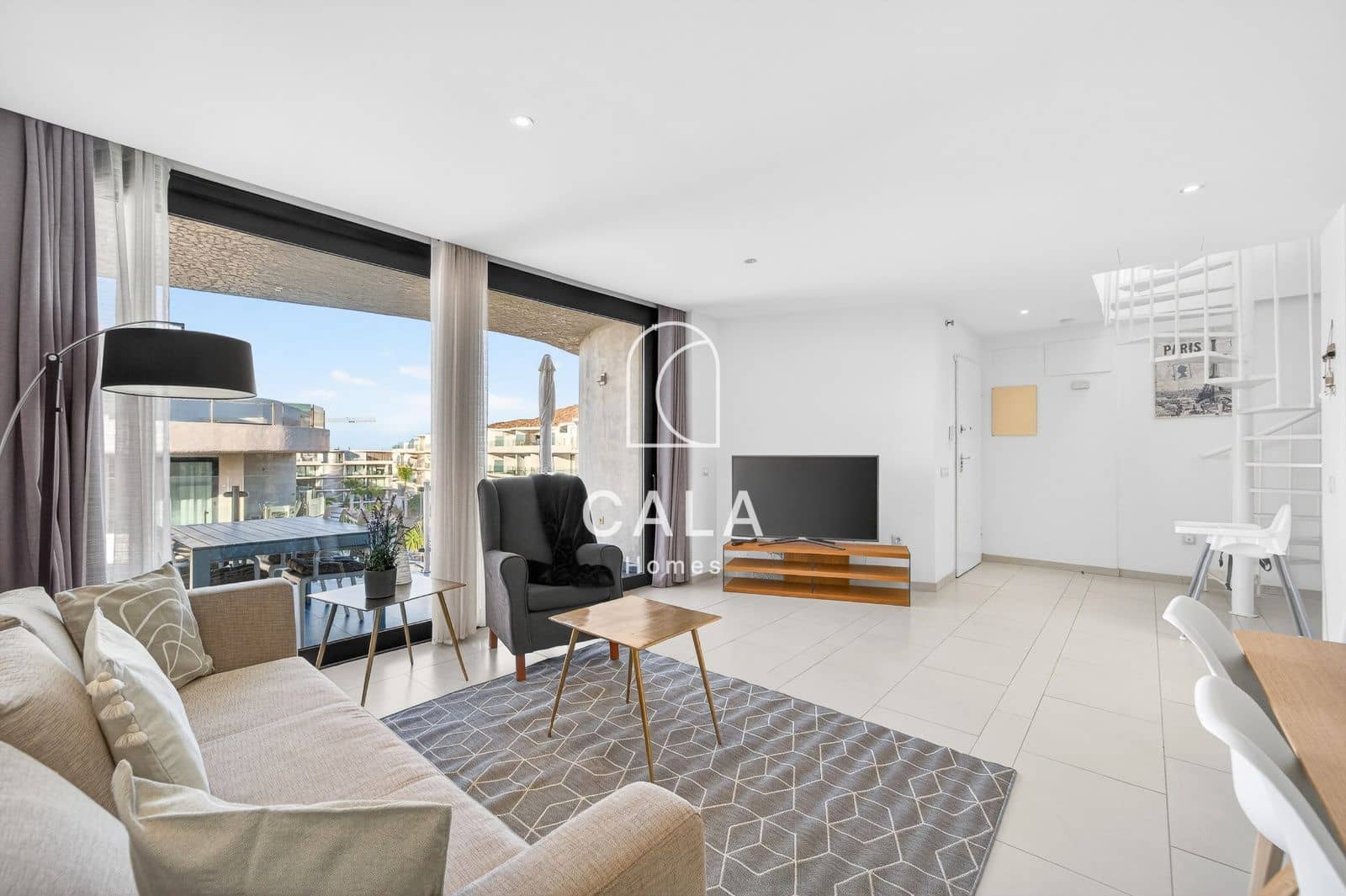 Ático de 2 habitaciones en Palm-Mar en venta con piscina - 650.000 € (Ref: 9495356)