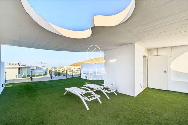 Ático de 2 habitaciones en Palm-Mar, Arona en venta con piscina - 650.000 € (Ref: 9495356)