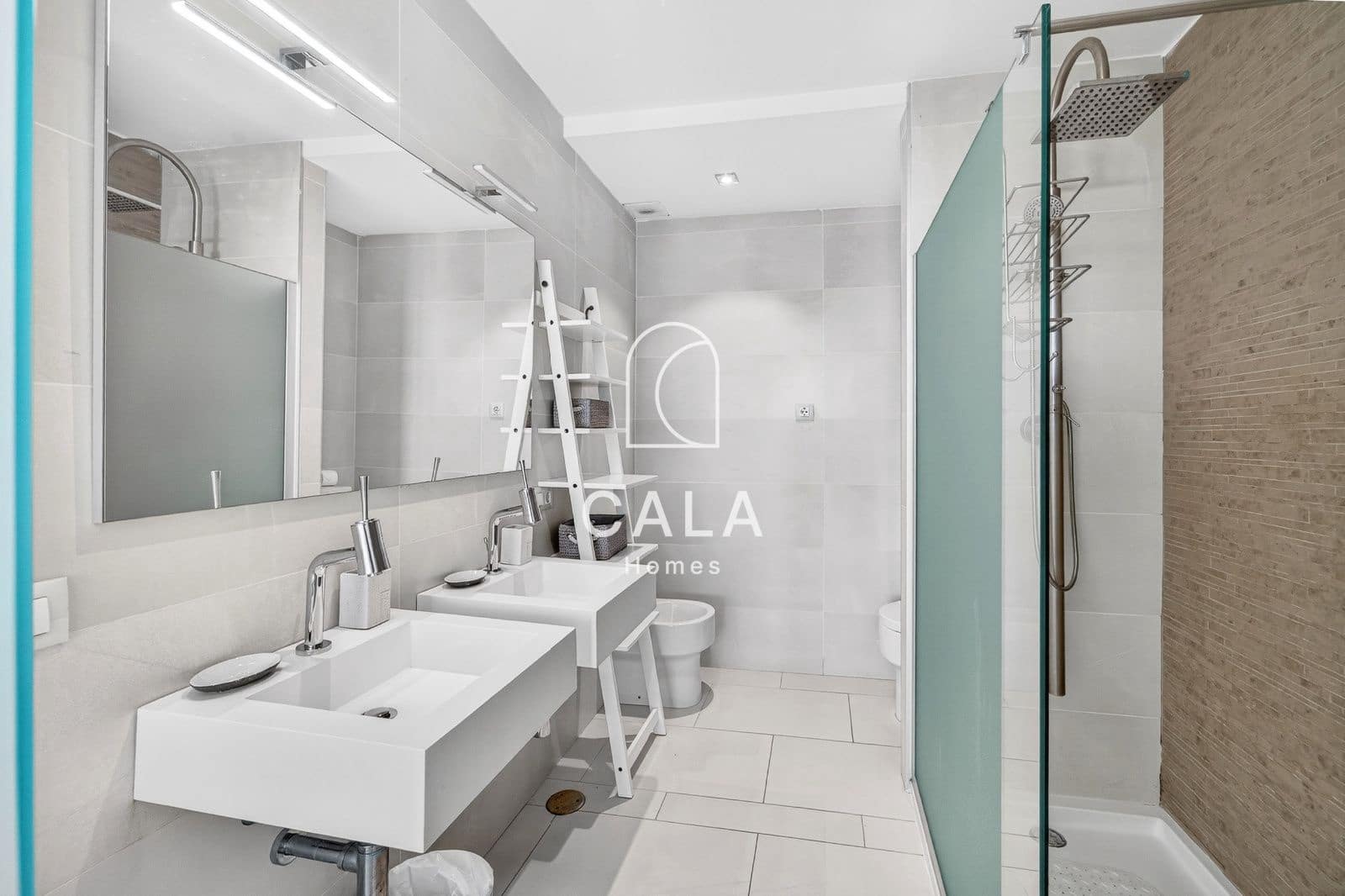 Ático de 2 habitaciones en Palm-Mar en venta con piscina - 650.000 € (Ref: 9495356)