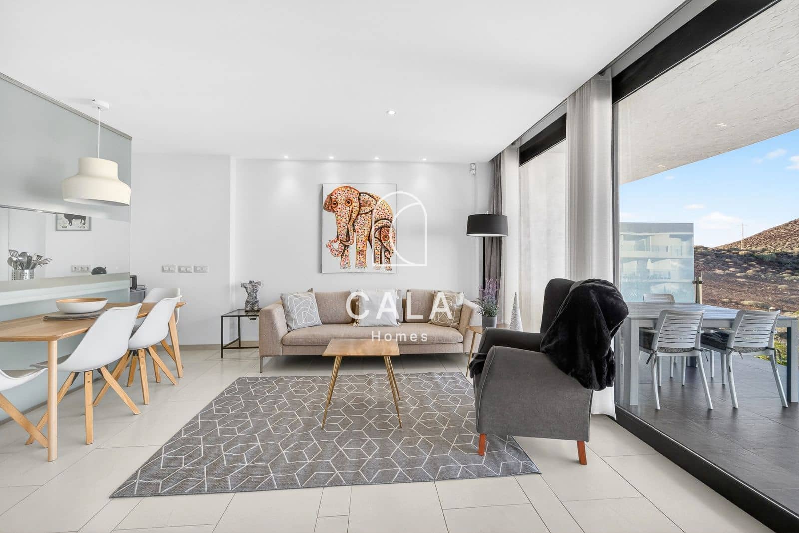 Ático de 2 habitaciones en Palm-Mar en venta con piscina - 650.000 € (Ref: 9495356)