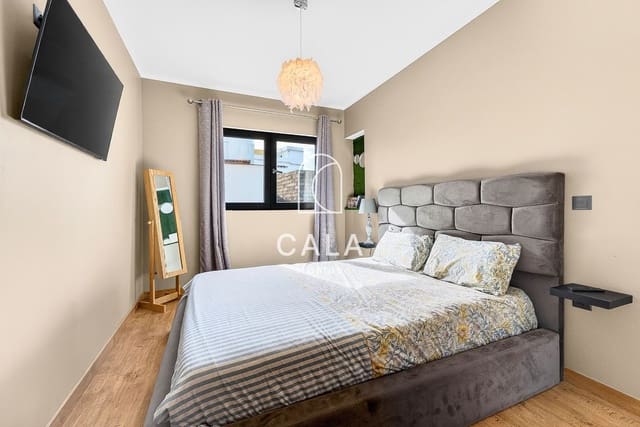 3 slaapkamer Villa te koop in Guía de Isora - € 449.000 (Ref: 9510268)