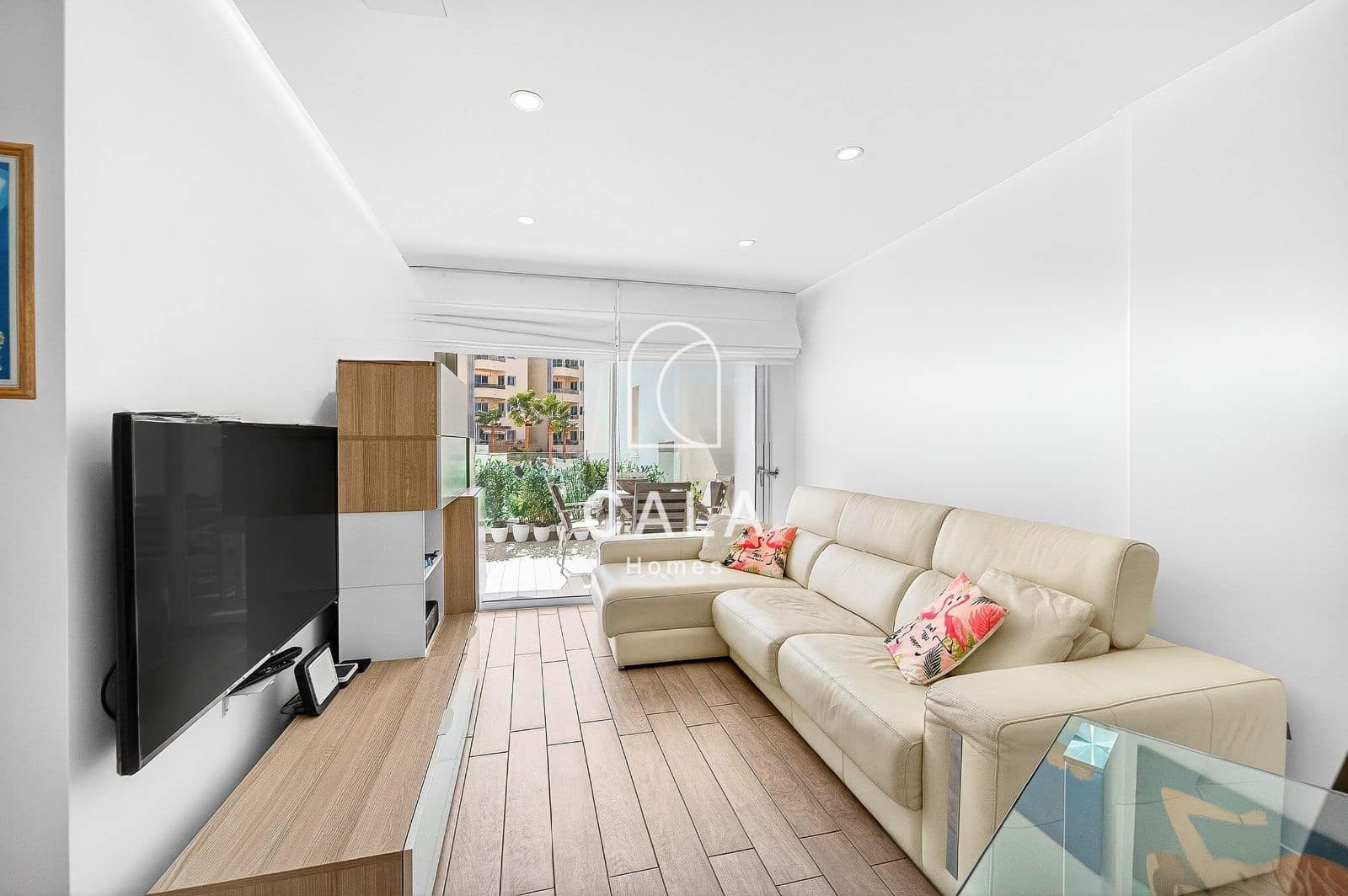 2 slaapkamer Flat te koop in Playa Paraiso met zwembad garage - € 455.000 (Ref: 9517989)