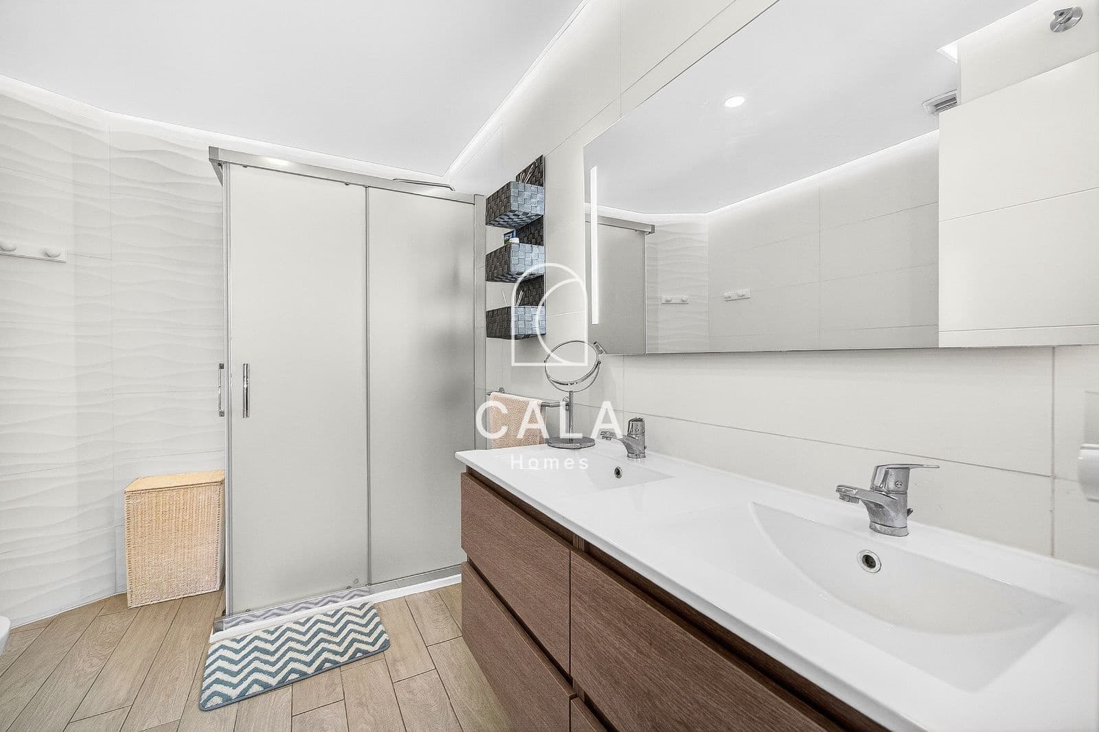 2 slaapkamer Flat te koop in Playa Paraiso met zwembad garage - € 455.000 (Ref: 9517989)