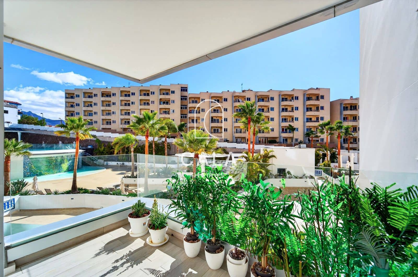 2 slaapkamer Flat te koop in Playa Paraiso met zwembad garage - € 455.000 (Ref: 9517989)