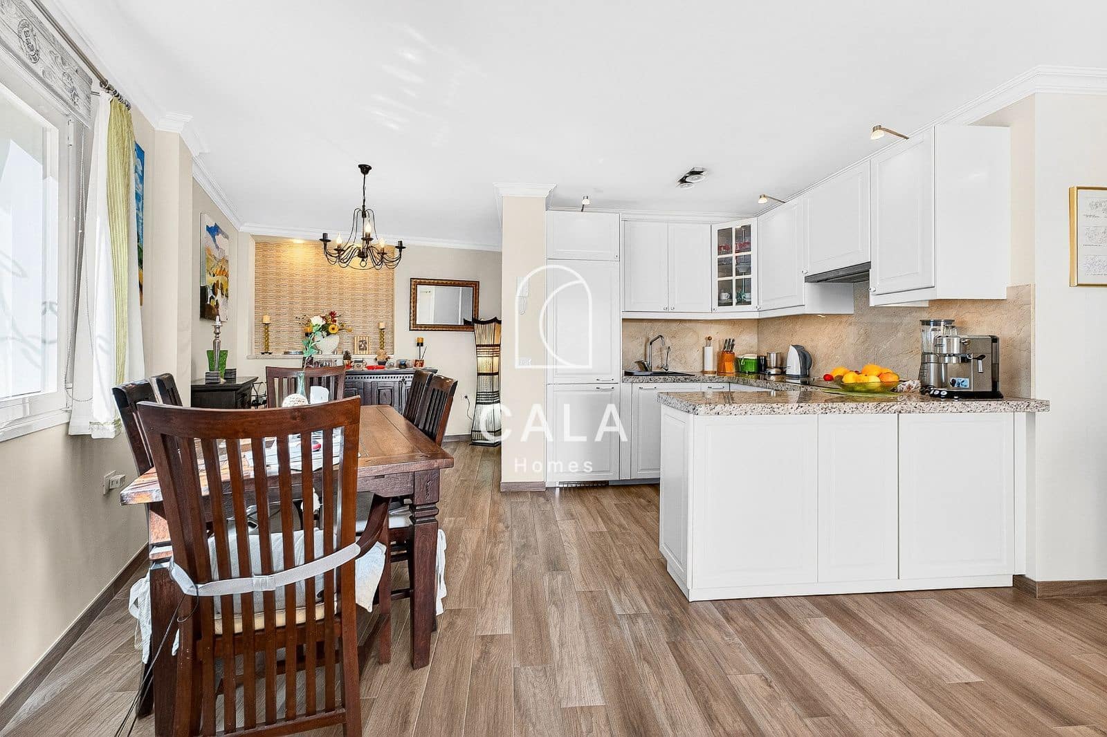 2 slaapkamer Flat te koop in La Caleta Adeje met zwembad - € 720.000 (Ref: 9521604)